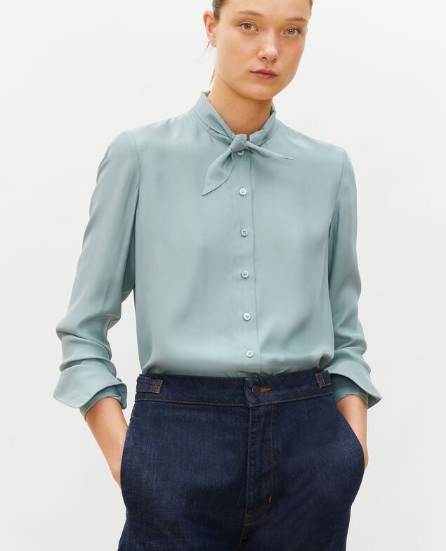  Blusa de seda con manga larga y cuello para atar Chinois green